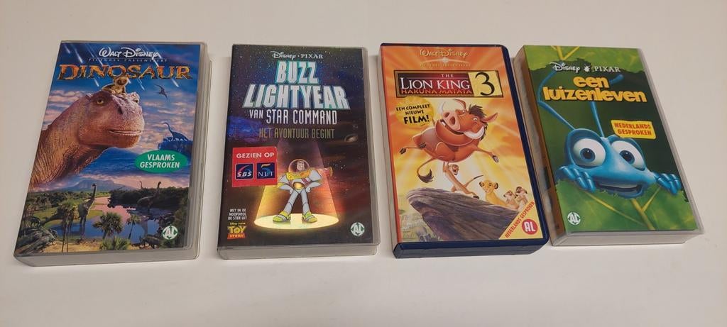 Disney - Pixar  VHS-cassettes, Collections, Enlèvement ou Envoi