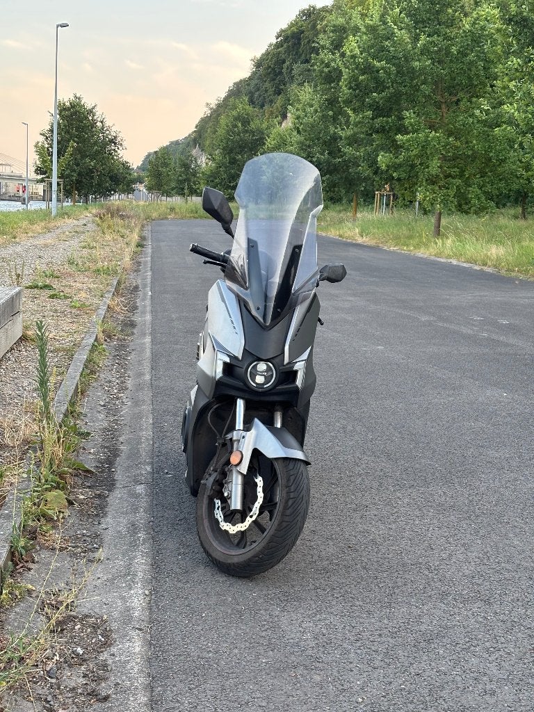 Lot de 2 scooters électriques Silence, Vélos & Vélomoteurs, Scooters | Marques Autre, 125 cm³, Enlèvement, Utilisé, Électrique