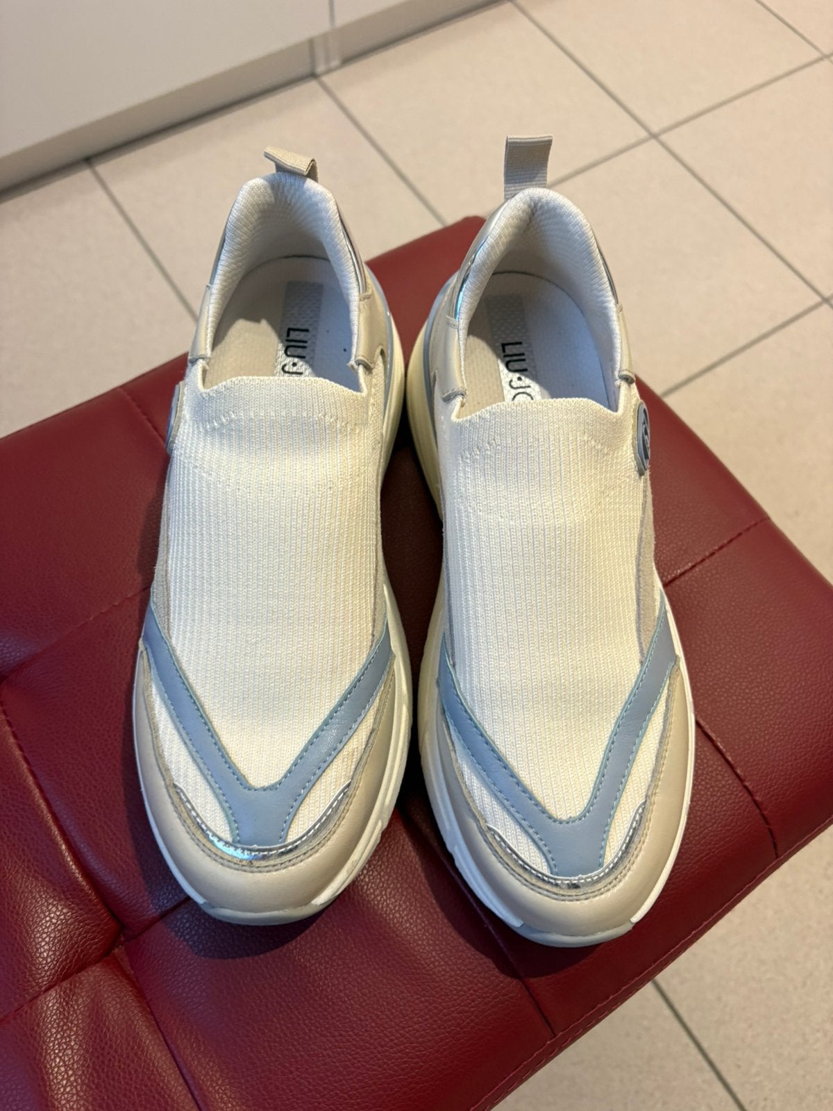 Sneakers met rek, Vêtements | Femmes, Enlèvement ou Envoi, Comme neuf, Sneakers et Baskets