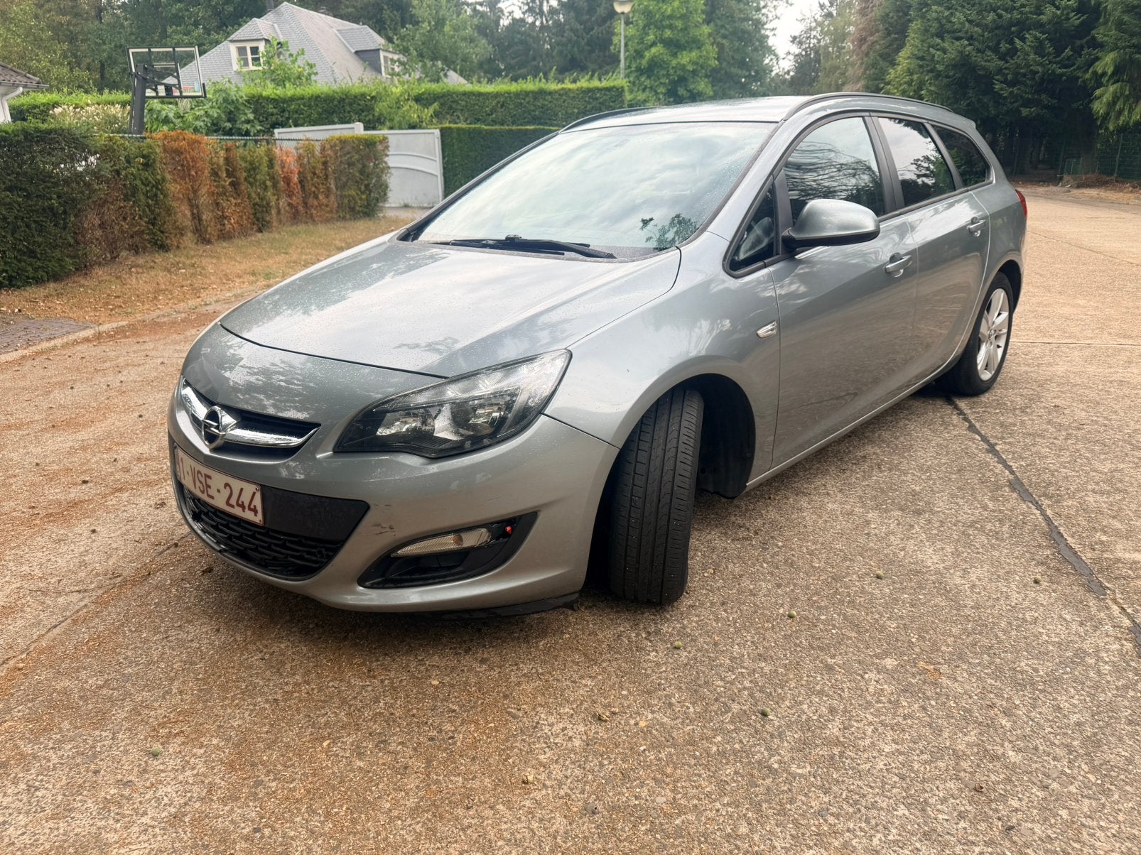 Opel Astra Sports Tourer 1.7 Diesel, bien entretenue, Autos, Achat, Particulier, Carnet d'entretien, Boîte manuelle