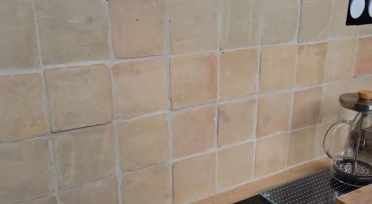 Zellige ou carrelage marocain naturel de couleur beige mate, Enlèvement, Comme neuf