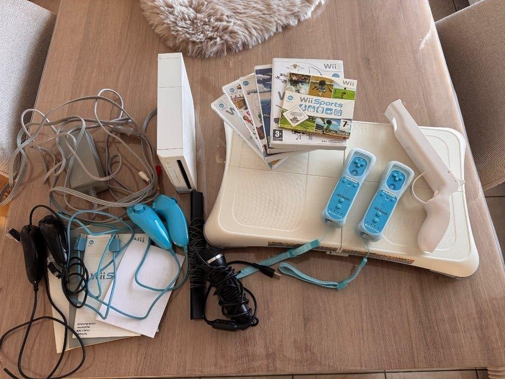 Nintendo wii pakket, Enlèvement, Utilisé, Avec 2 manettes, Avec jeux