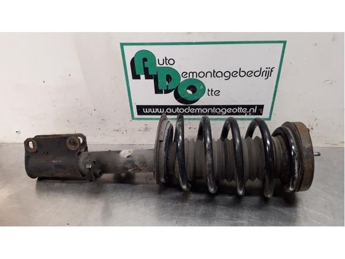 Schokdemperpoot links-voor van een BMW X5 (X5 00-), Gebruikt, -, -, Ophalen of Verzenden