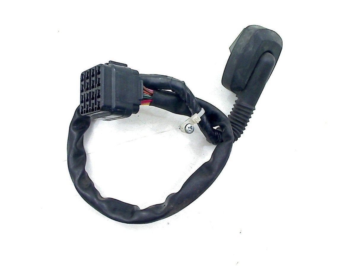 KABELBOOM VOOR Suzuki SFV 650 Gladius (SFV650) (01-2000/-), Dhr. S. di Majo, Gebruikt, Info@cama-motorparts.nl, P.J. Troelstraweg 8 8
3144 CX  MAASSLUIS, NL