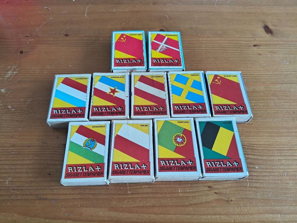 Lot luciferdoosjes Rizla+ - serie Vlaggen, Ophalen, Zo goed als nieuw, Luciferdoosjes of -merken