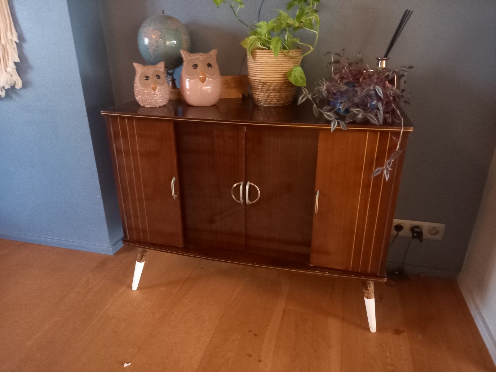 SBR M62 radio en platenspelerkast, Ophalen