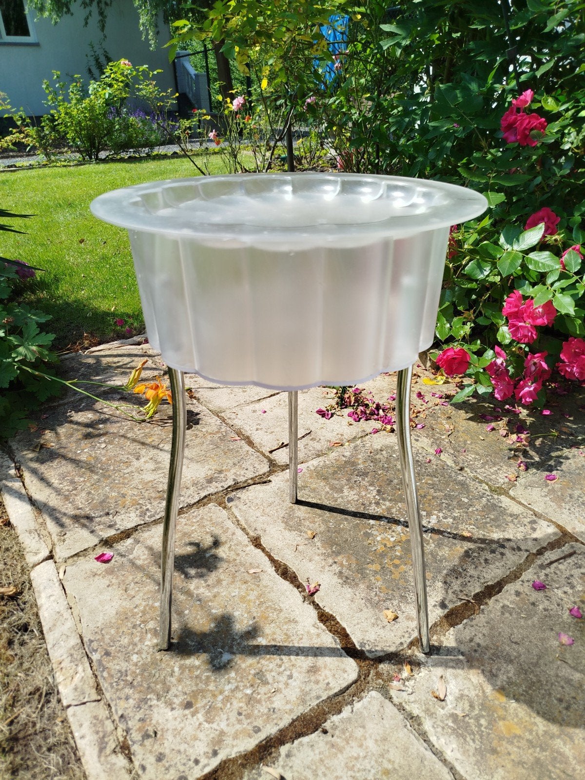 bijzetttafel voor koude drankjes, Ophalen