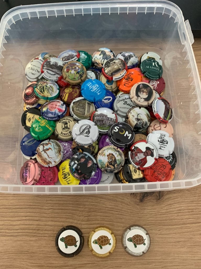 Lot A5 : 150 champagne capsules, Ophalen of Verzenden