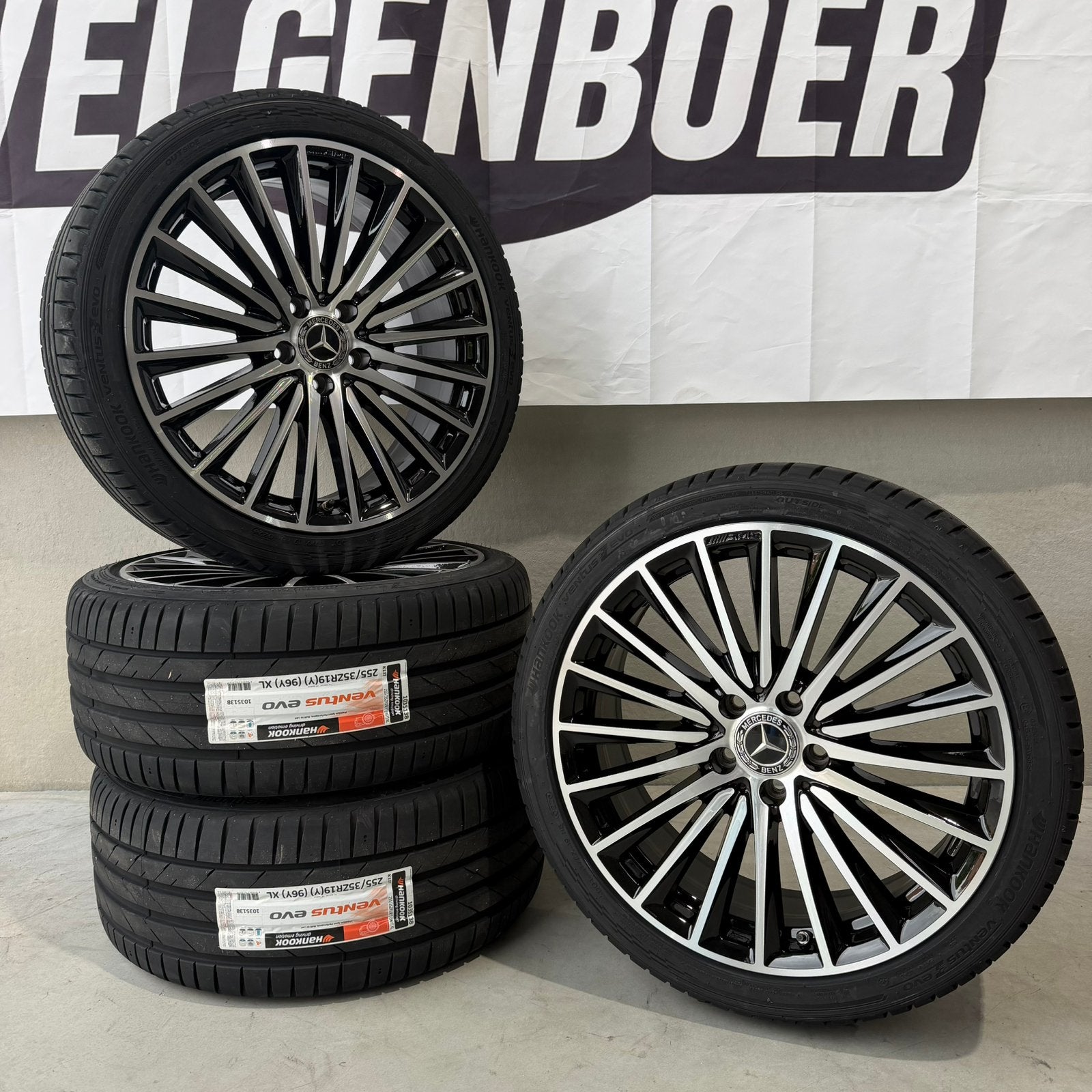 19 inch Origineel C klasse W206 velgen met nieuw banden