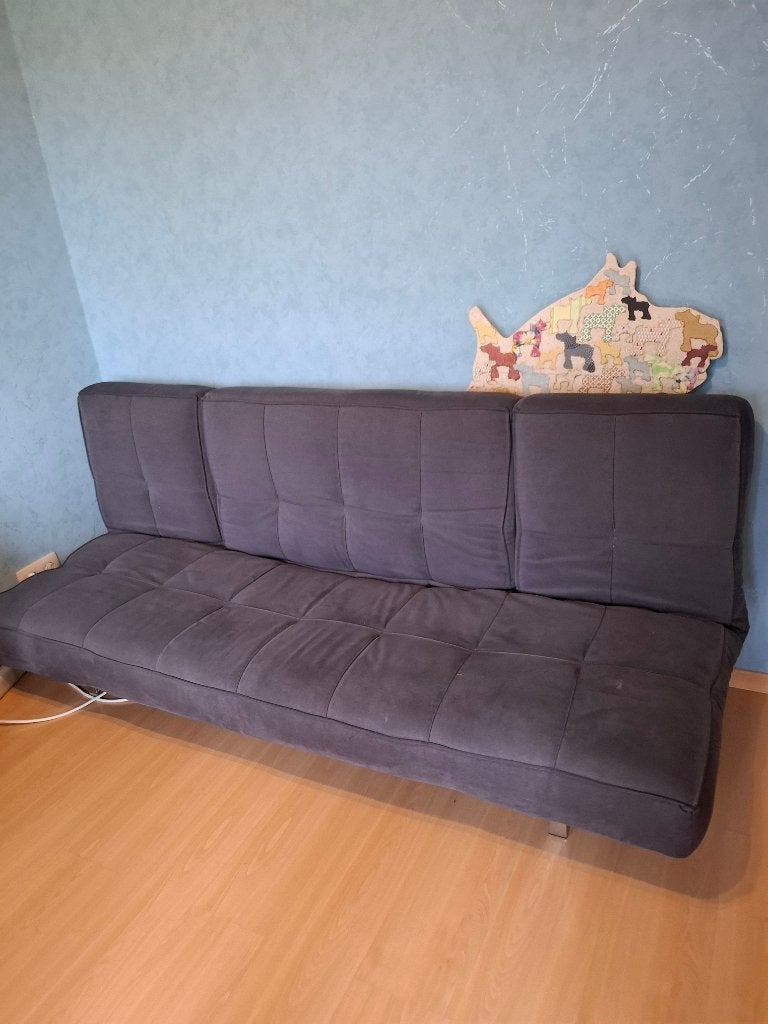 Lit et chaise pliables GRATUITS pour invités gris, Maison & Meubles, Gris, Queen size, Enlèvement, Utilisé