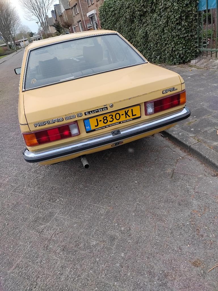 Opel Rekord 1980 diesel dagelijks me rijden, foto 4