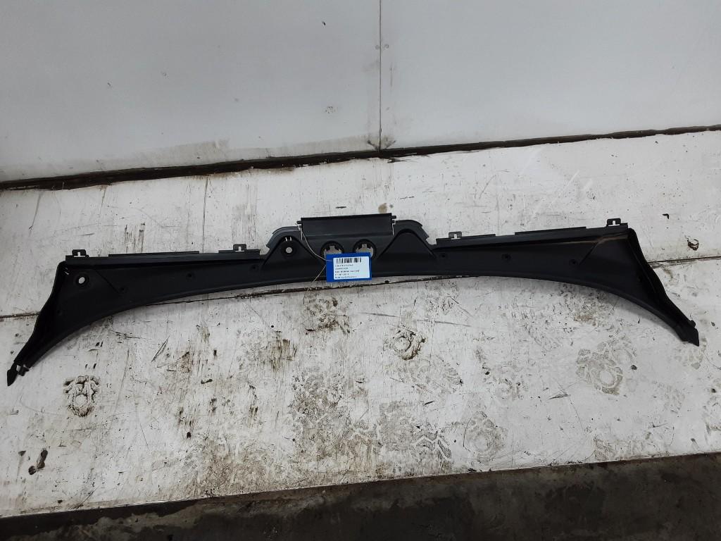 SIERLIJSTEN VOORRUIT BMW 2 serie (F23) (01-2014/06-2021), Auto-onderdelen, Gebruikt, Voor, Mevr. I. Hauben, BMW