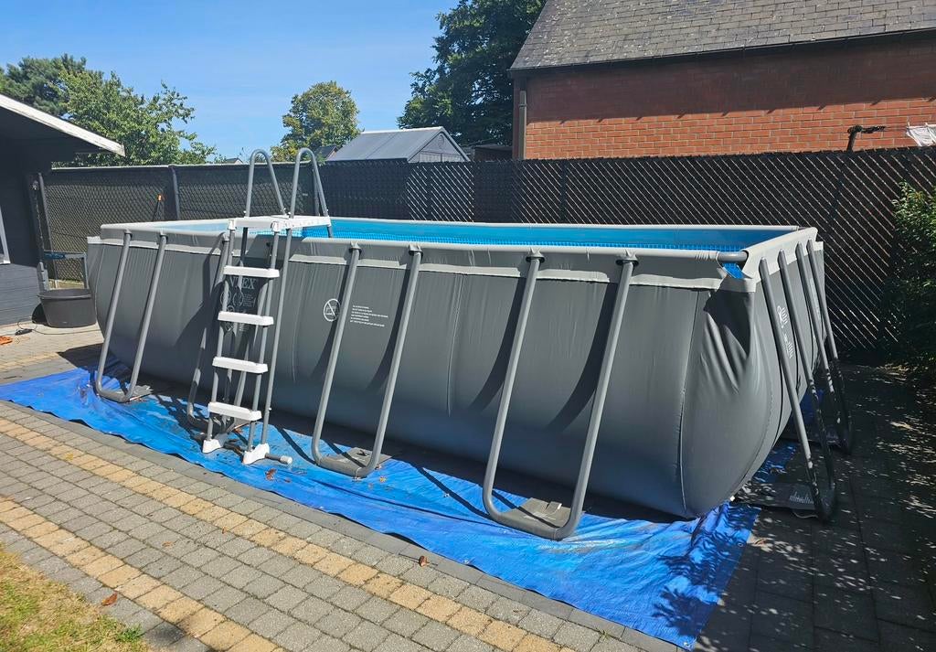 Intex ultra xtr zwembad als nieuw, 200 tot 300 cm, Zo goed als nieuw, Rechthoekig, Ophalen