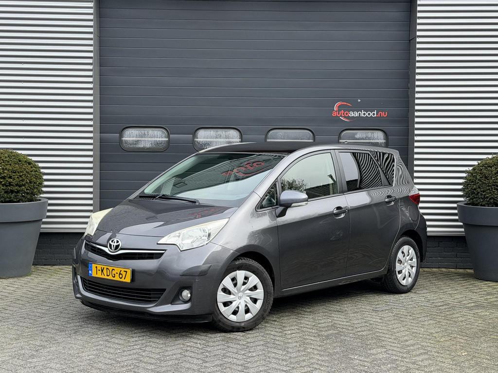 Toyota Verso-S 1.3 VVT-i Aspiration | Camera | Cruise Contro, Auto's, Voorwielaandrijving, Euro 5, Gebruikt, 4 cilinders