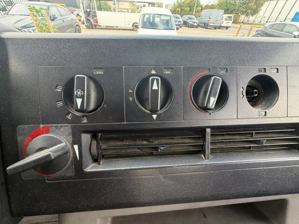 Mercedes Vario 0813 (Stock ID 39292) — 18