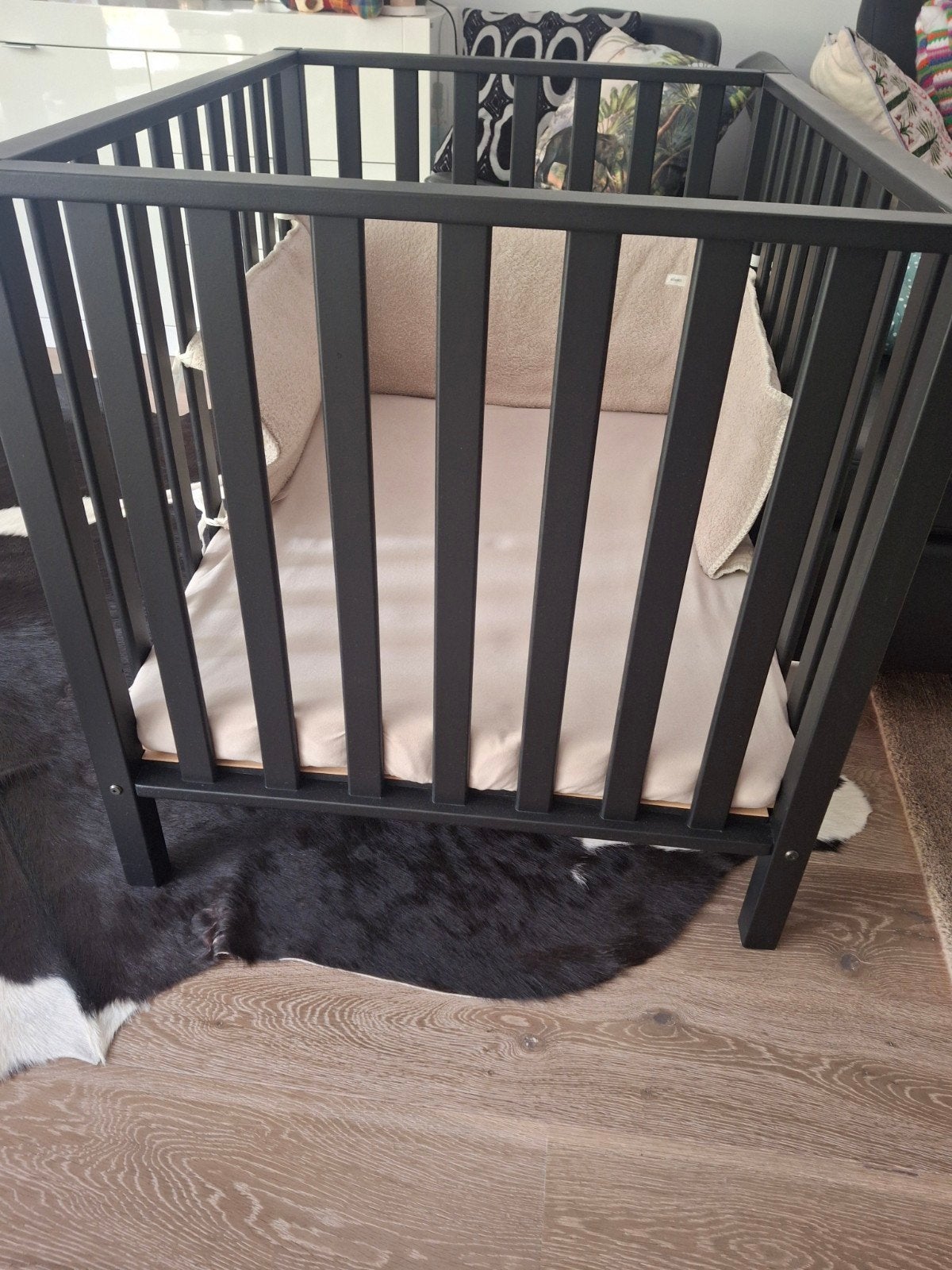 Box met alle toebehoren. Merk: twf, kleur: zwart. Perfect!, Ophalen