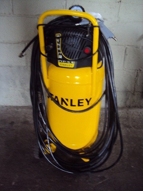 Compresseur Stanley 50LT_10 BARS., Moins de 200 litres/min, Comme neuf, Enlèvement, 6 à 10 bars