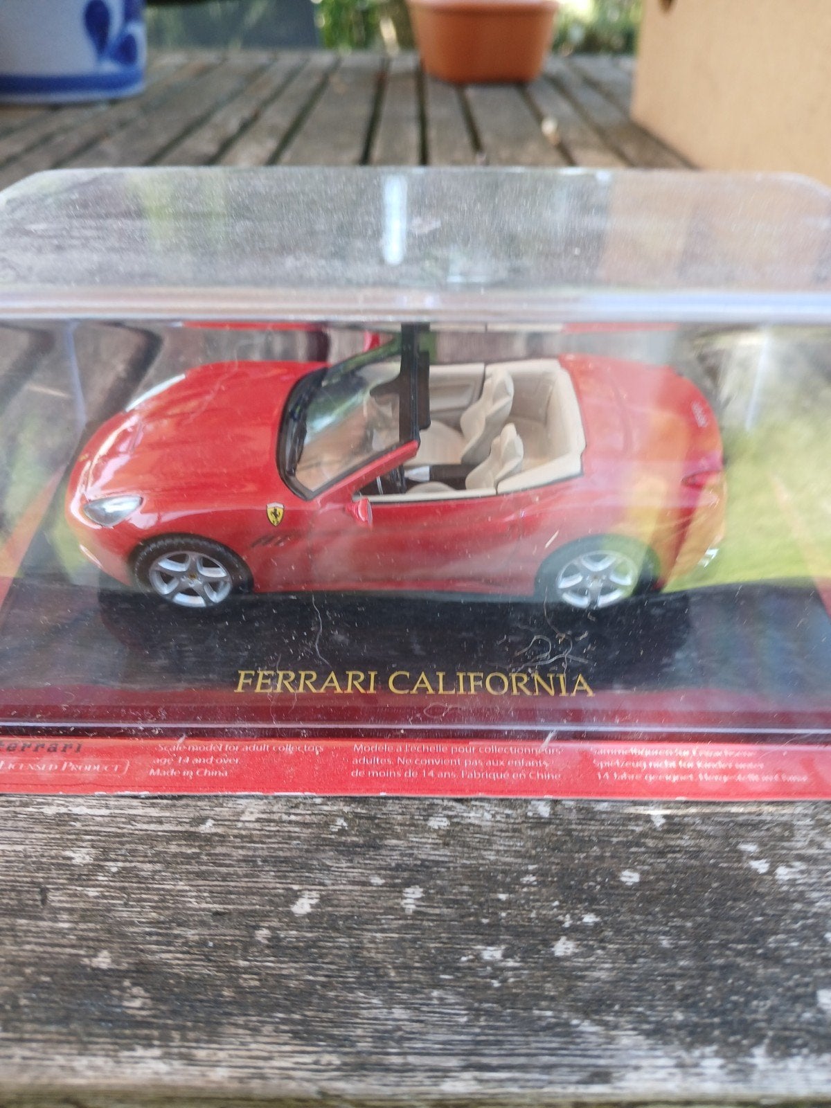 Ferrari California, Enlèvement