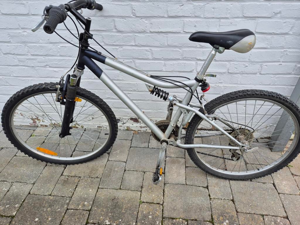 Velo homme, Enlèvement