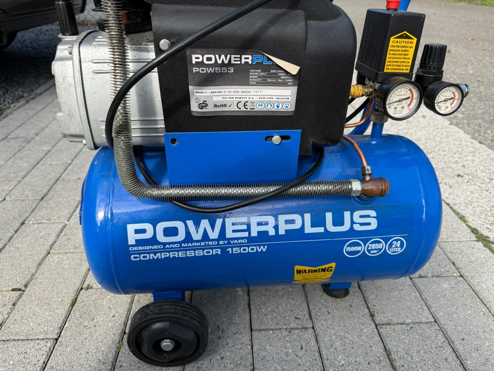 Compressor 24 liter, Doe-het-zelf en Bouw, Minder dan 25 liter, Ophalen, Gebruikt, Mobiel