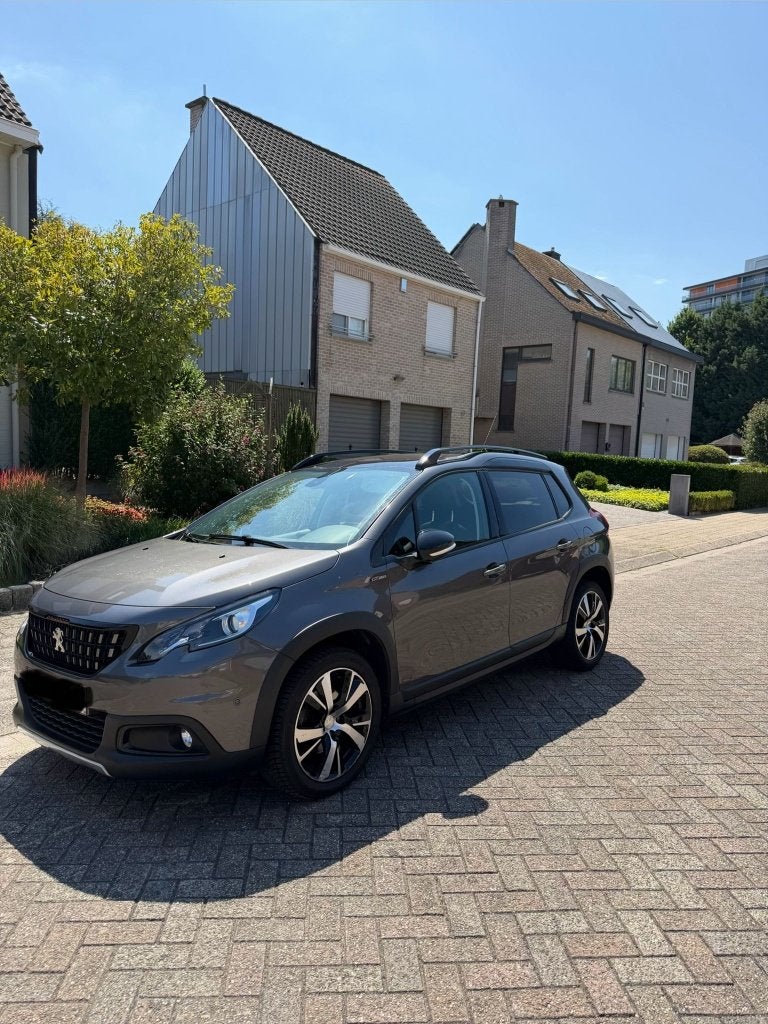Peugeot 2008, Autos, Cuir, Argent ou Gris, Achat, Euro 6