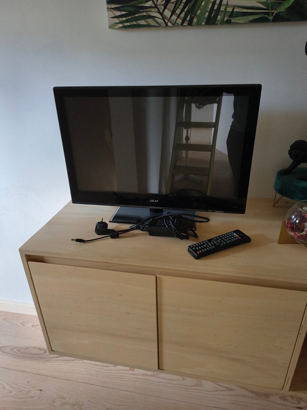 Led tv met ingebouwde dvd speler, Ophalen