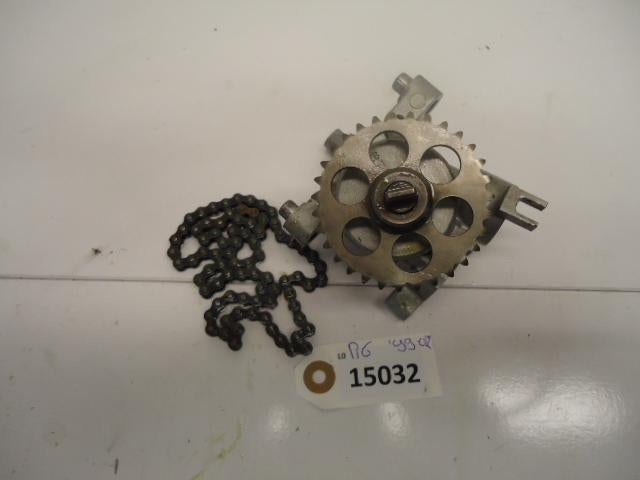 R6 1999 - 2002 Yamaha Motorblok onderdelen Oliepomp D1-29878