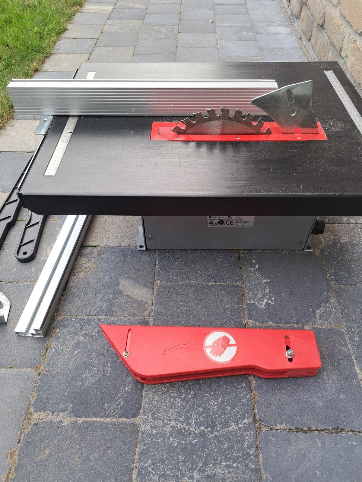 tafelzaag, Doe-het-zelf en Bouw, Ophalen, 600 tot 1200 watt, Cirkelzaag