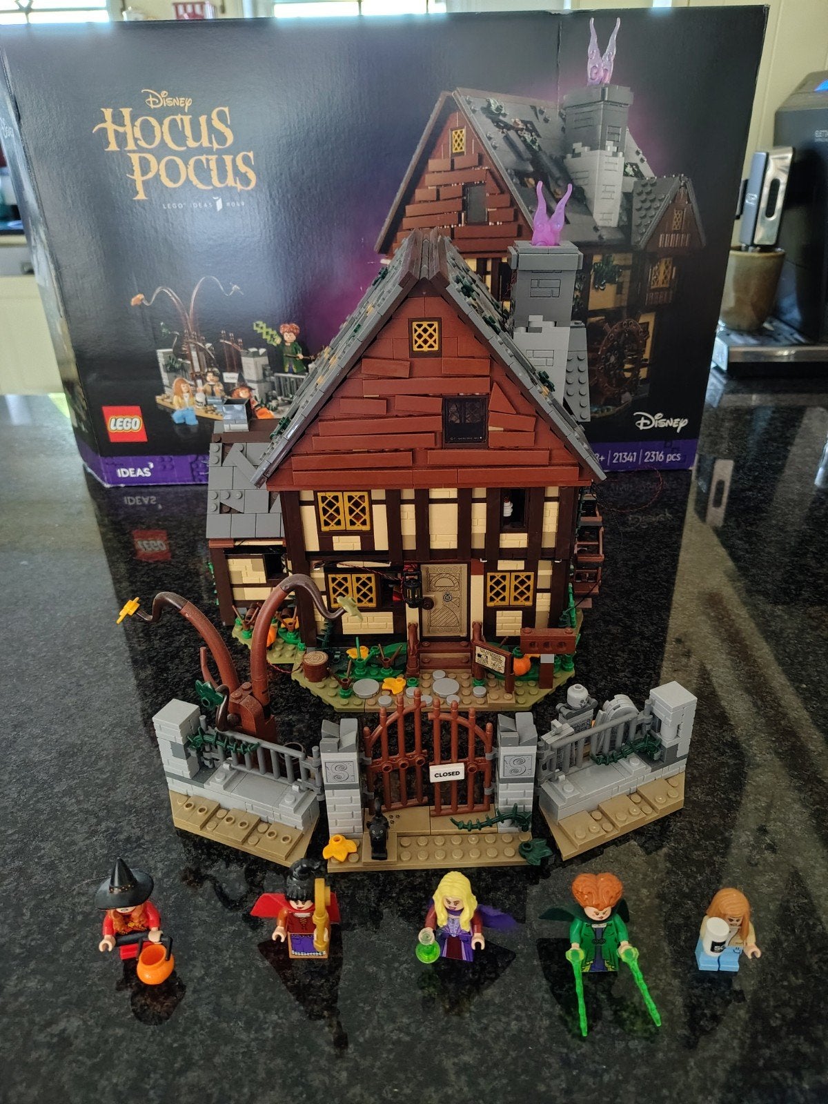 Disney lego set Hocus Pocus, Enfants & Bébés, Bâtiment, Fantasy, Comme neuf, Kit complet
