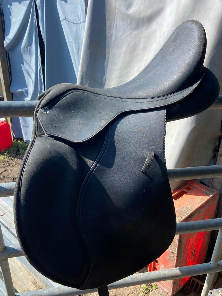 Wintec 2000 hart, Dieren en Toebehoren, Ophalen, Zo goed als nieuw