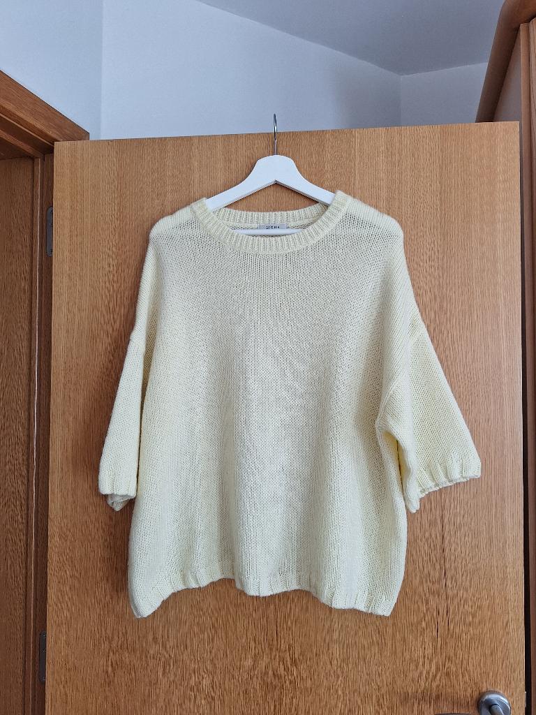 Zachtgele oversized trui Gigue (maat 40), Kleding | Dames, Truien en Vesten, Geel, Ophalen of Verzenden, Gedragen, Gigue