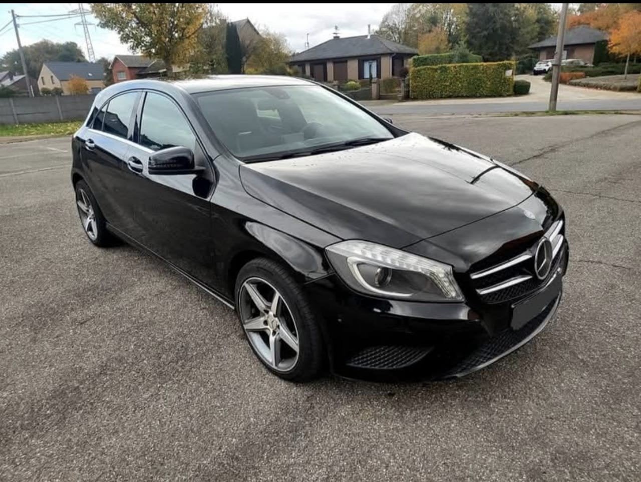 Mercedes a180cdi Automaat - Gps -Park.s - Amg line - Full !, Auto's, Mercedes-Benz, Automaat, Euro 5, Leder, Diesel