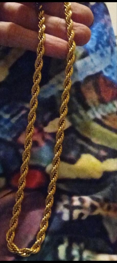 18k goud "gold filled" halsketting nog nieuw en stevig kwali, Handtassen en Accessoires, Kettingen, Ophalen, Goud, Goud
