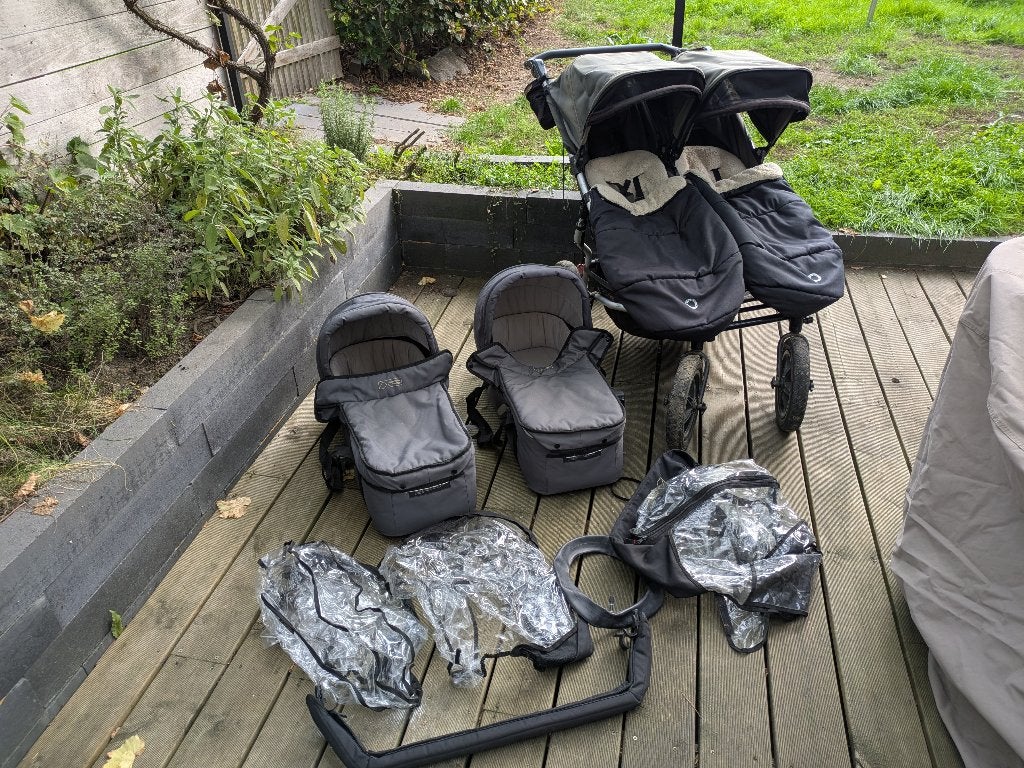 Dubbele buggy Mountain buggy, Kinderen en Baby's, Ophalen, Gebruikt, Overige merken, Zonnekap