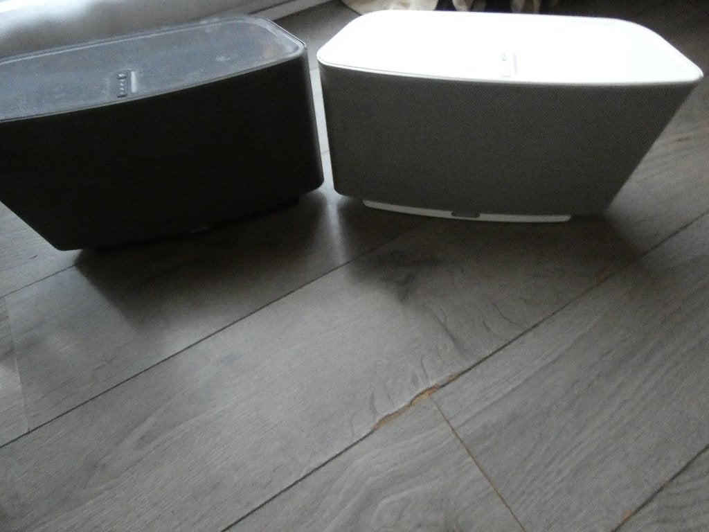 Set Sonos Play:5 (Gen 1) speakers -Zwart & Wit (ook apart), Ophalen, Stereo speakers, WiFi, Zo goed als nieuw