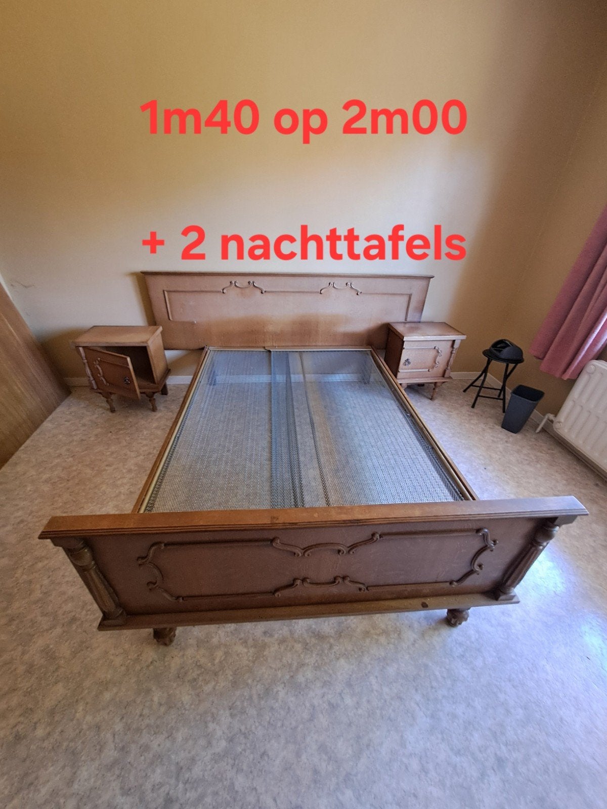 lit + 2 tables de nuit, Maison & Meubles, Chambre à coucher | Chambres à coucher complètes, Enlèvement