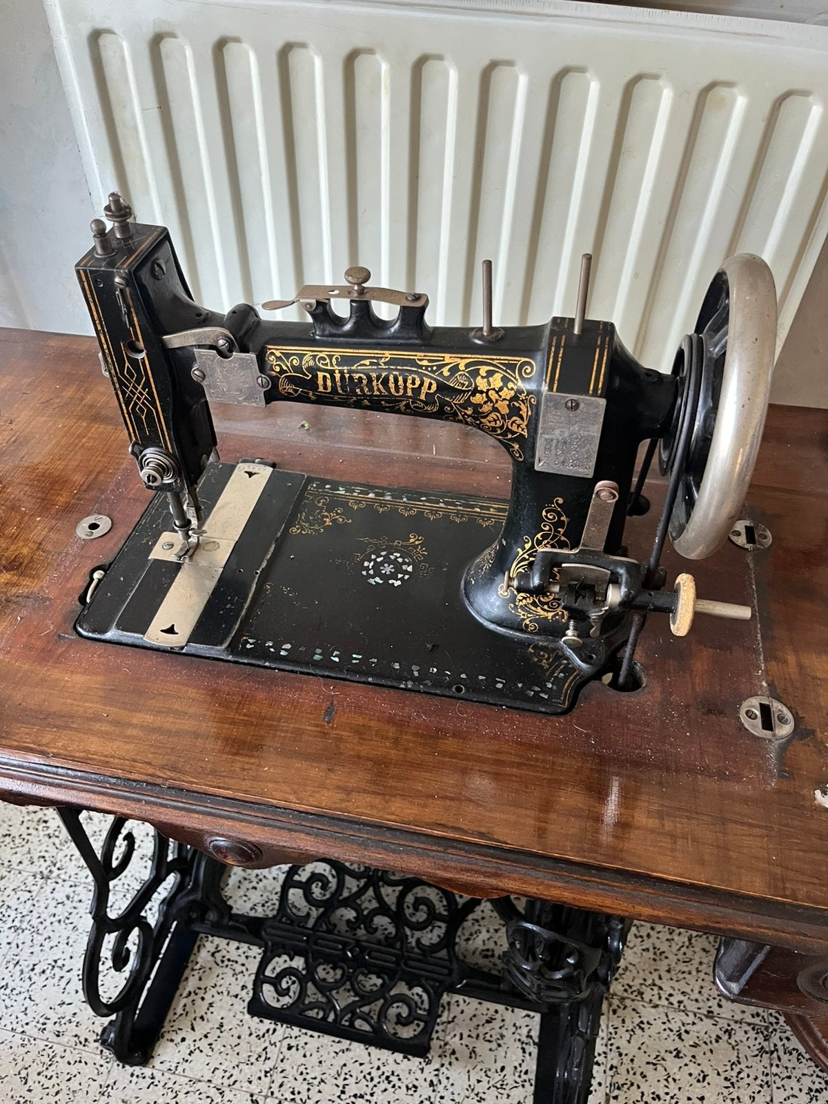 Machine à coudre, Enlèvement