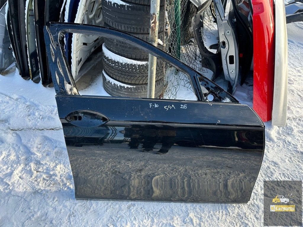 BMW F10 rechter voorportier, Auto-onderdelen, Petuelring 130
80788  Munich, DE, Gebruikt, Deur, Info@bmw.de