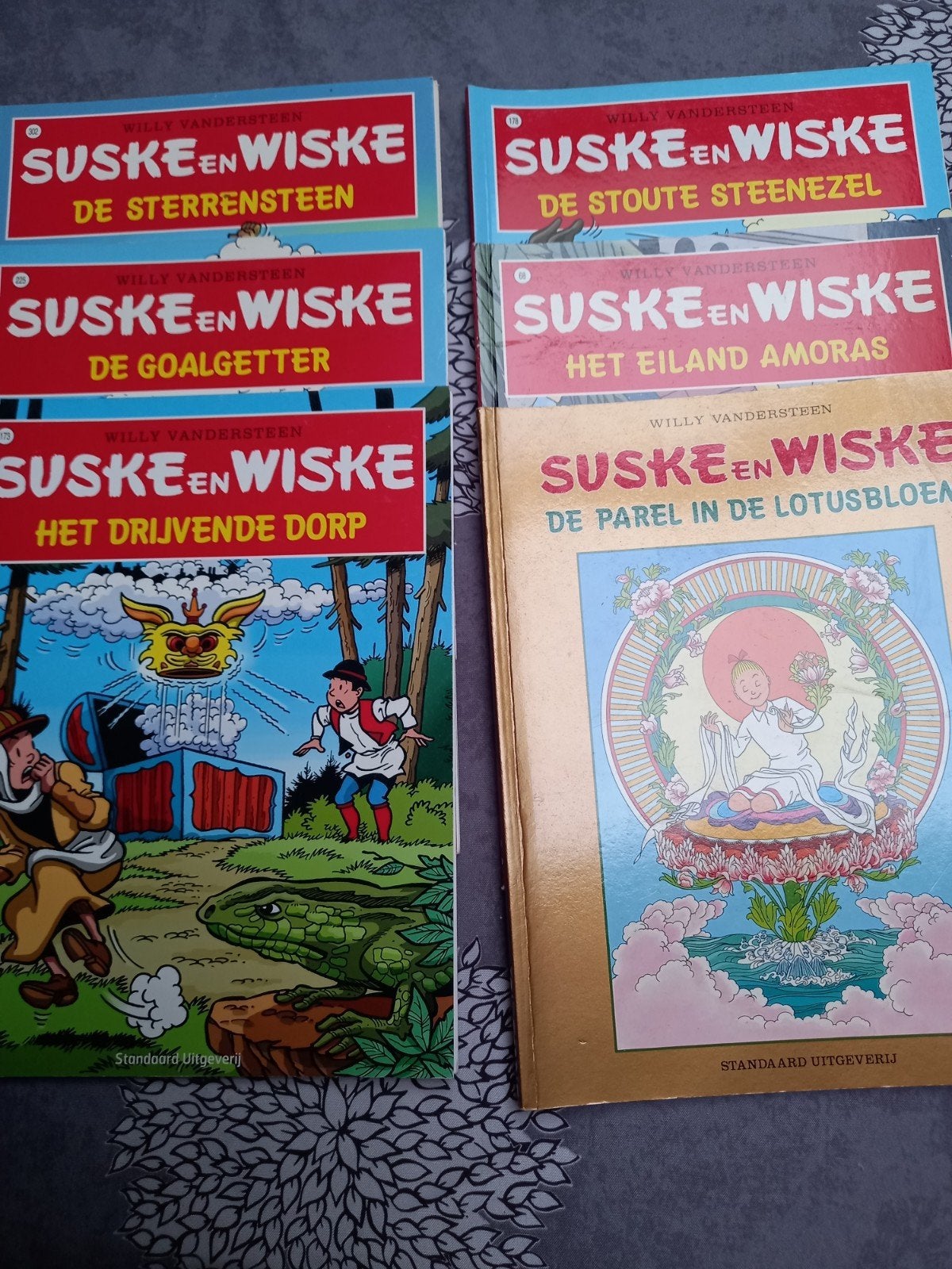 Strip verhalen suske &wiske  3euro stuk, Enlèvement