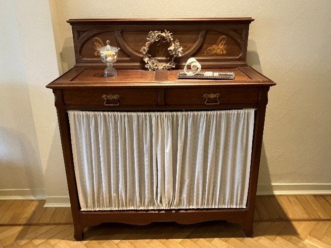 Armoire Art Nouveau/Mobilier ouvert Art Nouveau (vers 1900), Enlèvement