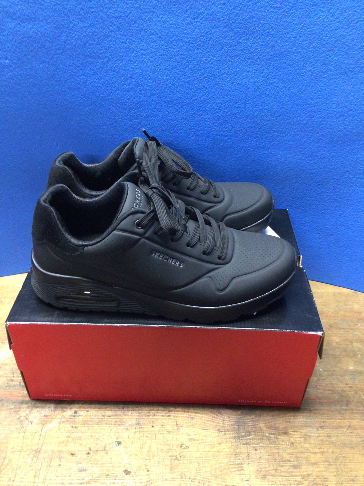 SKECHERS maat 43 Als nieuw !!!, Vêtements | Hommes, Chaussures, Enlèvement, Comme neuf