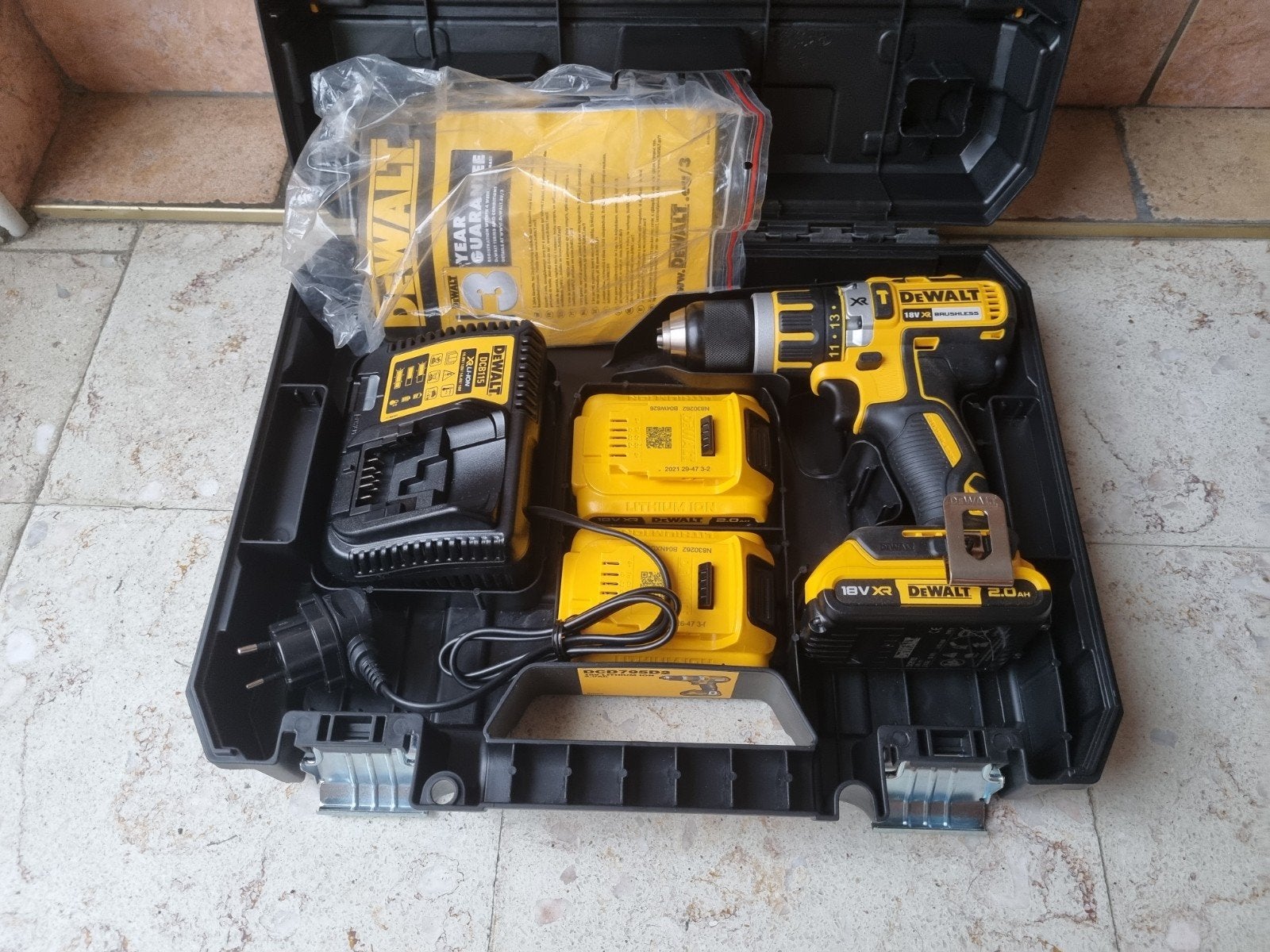 DeWalt DCD796P1 18V XR Brushless neuve – 2 batteries, Neuf, 400 à 600 watts, Mécanisme de percussion, Enlèvement