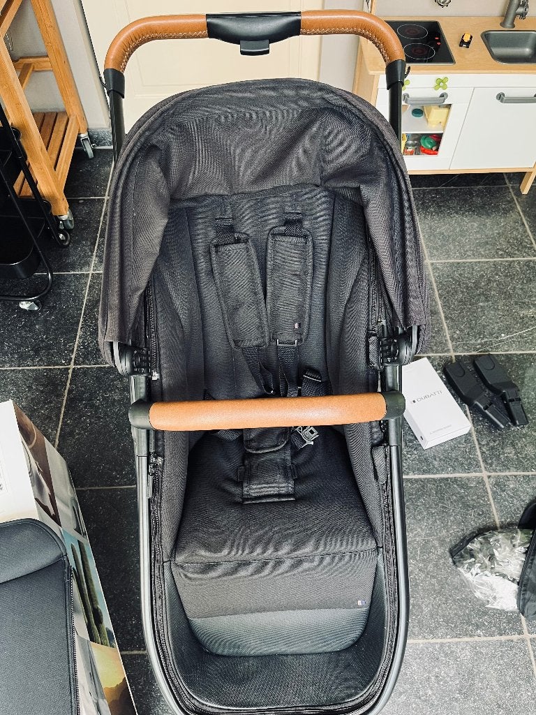 Dubatti, Kinderen en Baby's, Kinderwagens en Combinaties, Luchtbanden, Zo goed als nieuw, Combiwagen, Ophalen