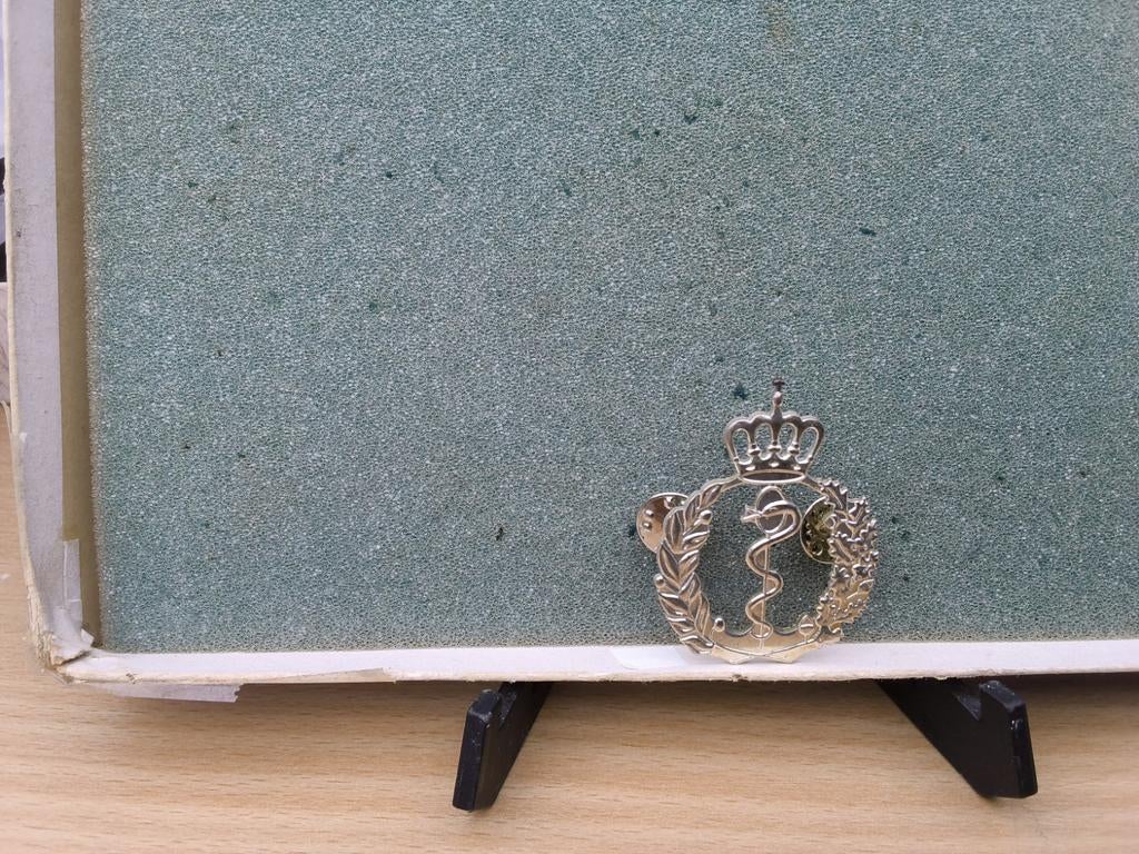Muts kenteken medische dienst, Ophalen of Verzenden