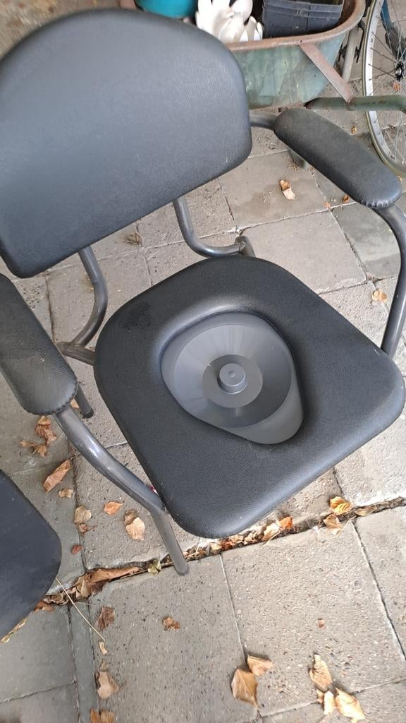 chaise de toilette, Divers, Matériel Infirmier, Enlèvement