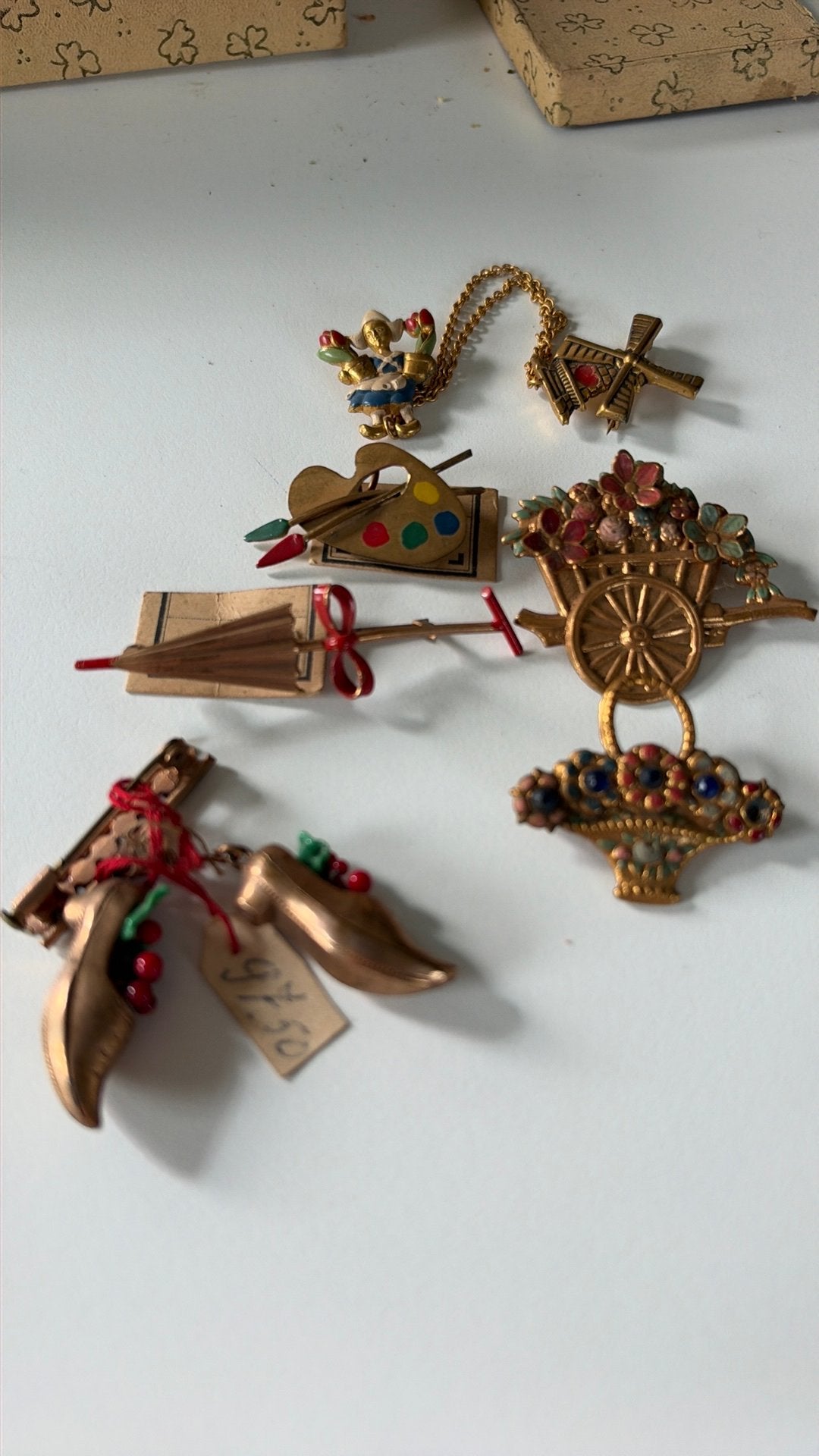Geluksbroches, Bijoux, Sacs & Beauté, Enlèvement, Comme neuf