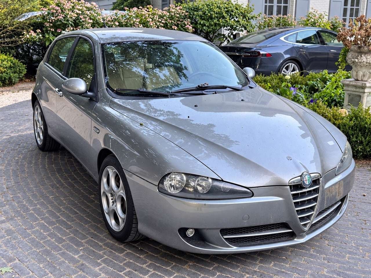 Alfa Romeo 147 1.9 JTD M-Jet Distinctive Gran Premi- Trofeo, Auto's, 0 kg, Beige, 0 kg, Bedrijf