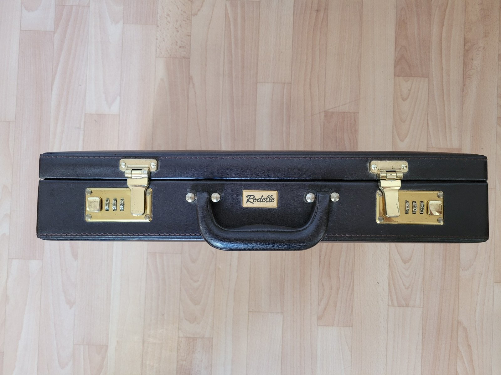Superbe Attaché case Rodelle cuir marron neuf Prix: 75€, Bijoux, Sacs & Beauté, Sacs | Cartables, Enlèvement, Comme neuf