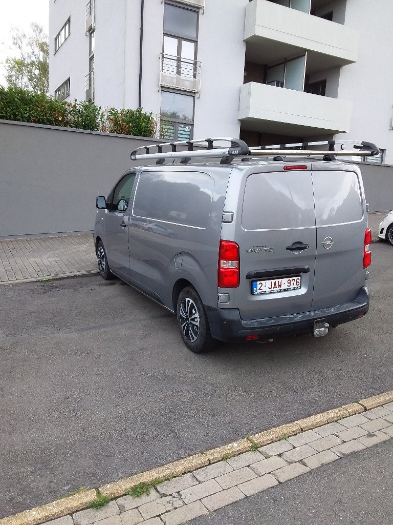 Opel vivaro utilitaire, Auto's, Bestelwagens en Lichte vracht, Voorwielaandrijving, Stof, 110 kW, 4 cilinders