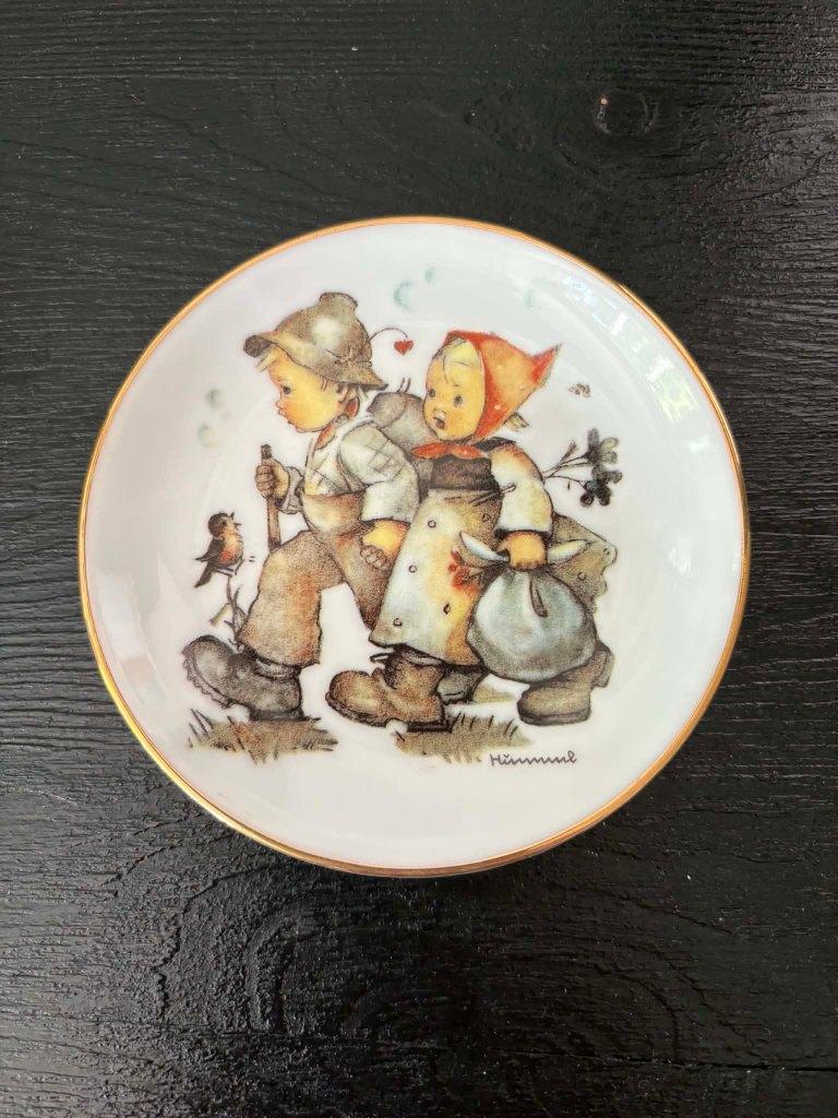 Hummel Goebel, bord Hans en Grietje, Ophalen of Verzenden, Zo goed als nieuw, Hummel